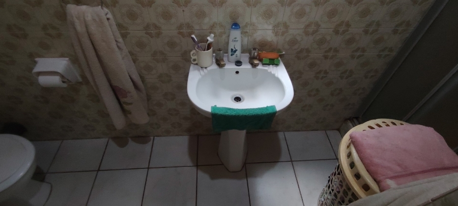 2 Bedroom Property for Sale in Wilkoppies North West